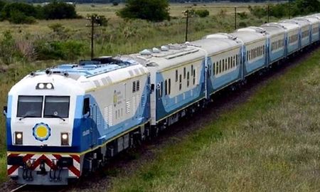 El gobernador de Santa Fe, Omar Perotti se reunió este lunes con el presidente de Trenes Argentinos, Daniel Vispo. Tras el encuentro, se anunció que en los próximos días se hará una prueba de funcionamiento. El gobernador de Santa Fe, Omar Perotti se reunió este lunes con el presidente de Trenes Argentinos, Daniel Vispo. Tras el encuentro, se anunció que en los próximos días se hará una prueba de funcionamiento.