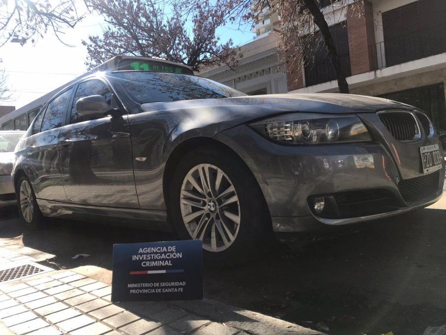 Un BMW fue encontrado en una cochera en Recreo