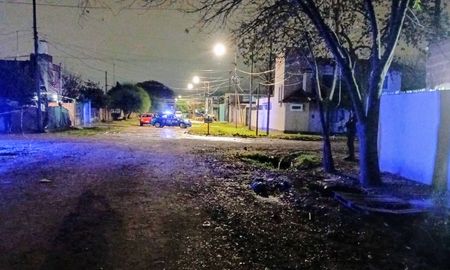 El crimen ocurrió en la intersección de las calles Pellegrini y 9 de Julio, Villa Gobernador Gálvez. El crimen ocurrió en la intersección de las calles Pellegrini y 9 de Julio, Villa Gobernador Gálvez.