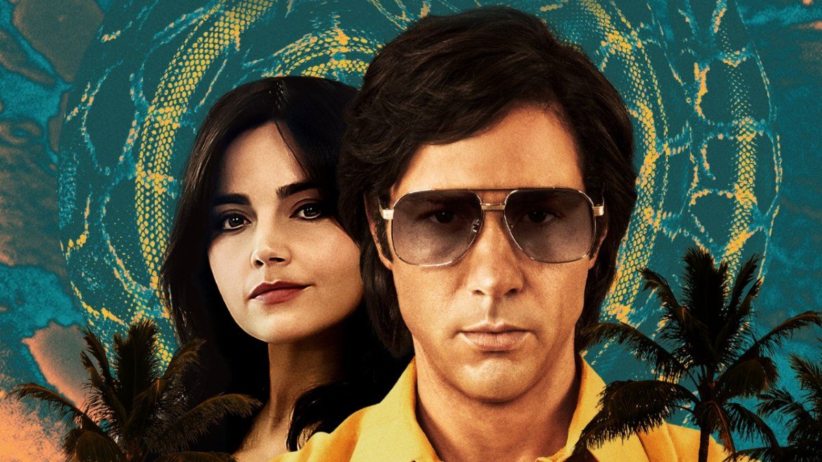La Serpiente sucede en la década de 1970, el despiadado asesino Charles Sobhraj sale a la caza de turistas en el «sendero hippie» del sur de Asia. Basada en escalofriantes hechos reales.