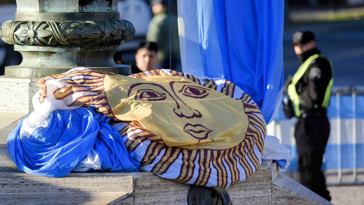 Fotos de los festejos del Día de la Bandera en Rosario. Fotos de los festejos del Día de la Bandera en Rosario.
