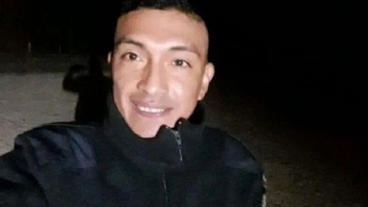 Escalofriante: un policía salteño se hizo una selfie y de fondo apareció la llorona