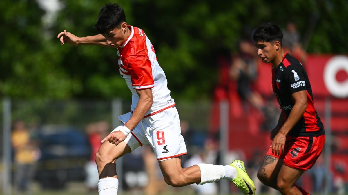 Colón y Estudiantes igualaron sin goles en reserva.