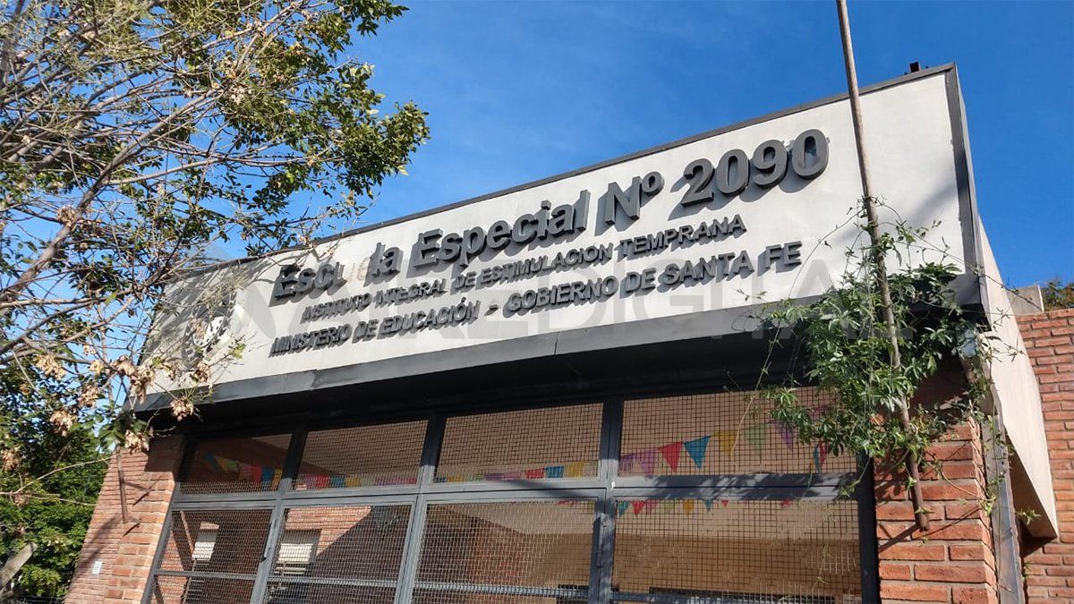 En diálogo con el móvil de Aire de Santa Fe