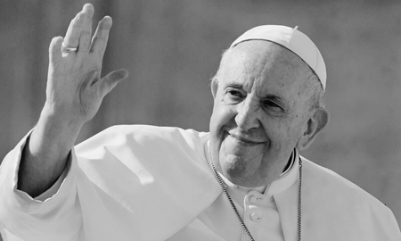 El Sumo Pontífice falleció esta mañana a las 7:35 hora de Roma, según informó El Vaticano. El Sumo Pontífice falleció esta mañana a las 7:35 hora de Roma, según informó El Vaticano.