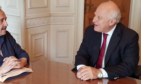 lifschitz se reunio con alfonsin y tiene ?esperanza? de construir un espacio nacional lifschitz se reunio con alfonsin y tiene ?esperanza? de construir un espacio nacional