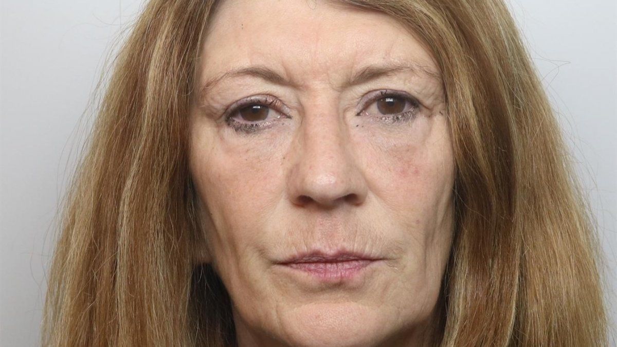 Mató a su esposo tirándole caramelo hirviendo mientras dormía