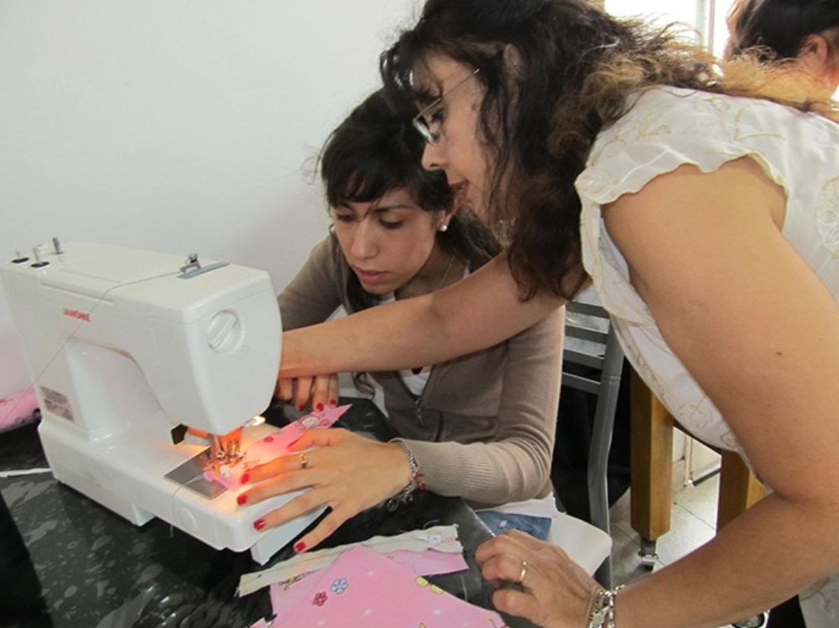 En la gestión de Omar Perotti, más de 32.000 personas se capacitaron para un oficio En la gestión de Omar Perotti, más de 32.000 personas se capacitaron para un oficio