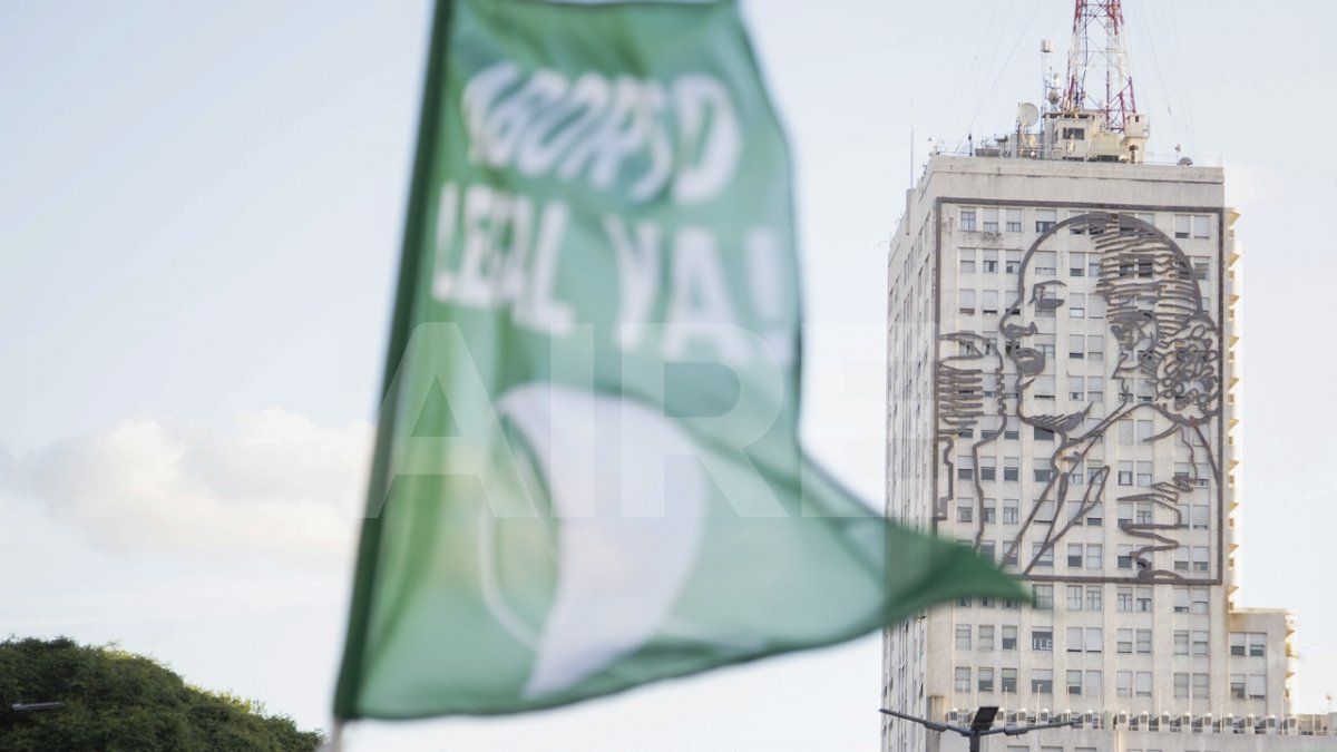 La inclusión de la práctica en el PMO (Programa Médico Obligatorio) es la única garantía de acceso igualitario y cumplimiento efectivo en todo el país, tanto en el sistema de salud pública como en el privado.