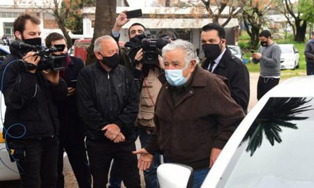 El senador uruguayo José Pepe Mujica dejará la política en octubre. El senador uruguayo José Pepe Mujica dejará la política en octubre.