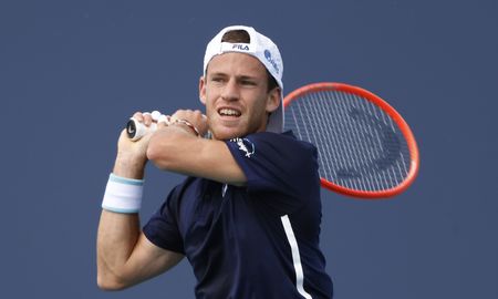 Diego Schwartzman manifestó que Argentina es favorita en la serie por Copa Davis ante Bielorrusia. Diego Schwartzman manifestó que Argentina es favorita en la serie por Copa Davis ante Bielorrusia.