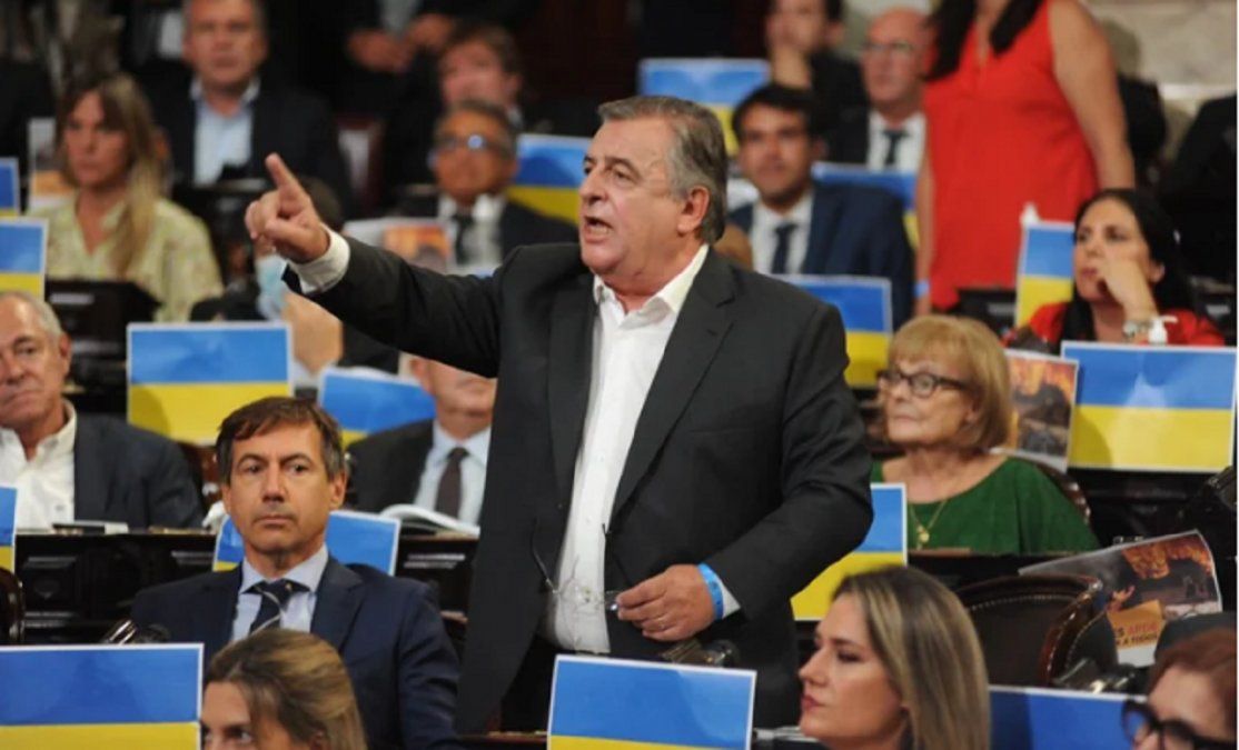 Siguen los cuestionamientos al PRO por haberse retirado del recinto cuando hablaba el Presidente.