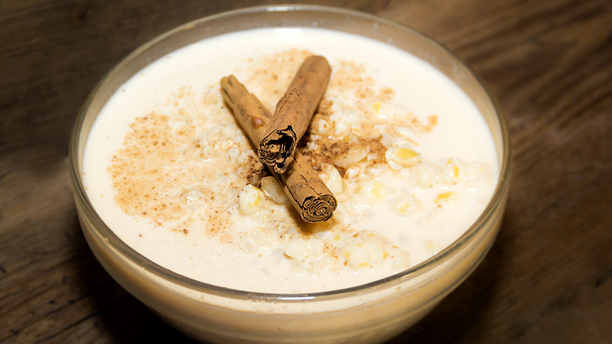 El postre de maicena y vainilla es un clásico que nunca pasa de moda. El postre de maicena y vainilla es un clásico que nunca pasa de moda. 