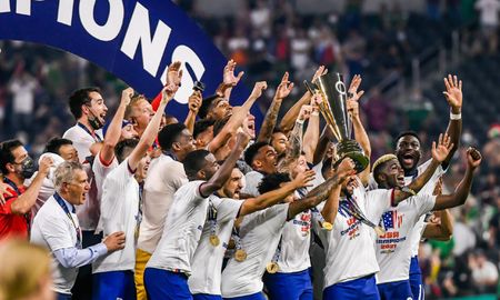 Estados Unidos venció 1-0 a México y se quedó con la Copa de Oro 2021. Estados Unidos venció 1-0 a México y se quedó con la Copa de Oro 2021.