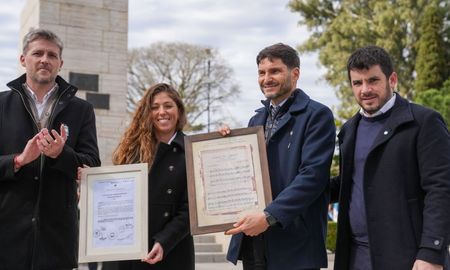 Maximiliano Pullaro encabezó el acto en Venado Tuerto en el 176° aniversario del paso a la inmortalidad del general José de San Martín. Maximiliano Pullaro encabezó el acto en Venado Tuerto en el 176° aniversario del paso a la inmortalidad del general José de San Martín.