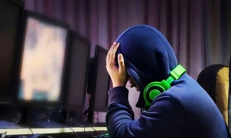 Entre los desórdenes mentales considerados, la OMS incluyó, oficialmente, la adicción a los videojuegos dentro de la categoría de uso de sustancias o comportamientos adictivos. Entre los desórdenes mentales considerados, la OMS incluyó, oficialmente, la adicción a los videojuegos dentro de la categoría de uso de sustancias o comportamientos adictivos.