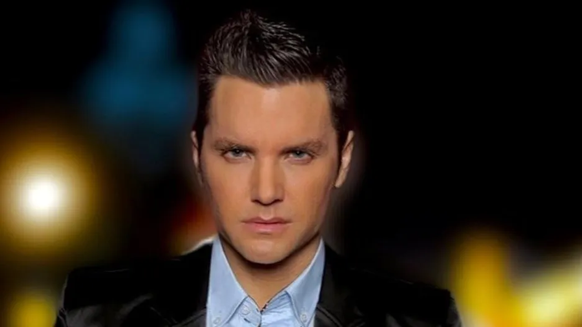 Santiago del Moro, concentrado en el nuevo "Gran Hermano". Santiago del Moro, concentrado en el nuevo "Gran Hermano".