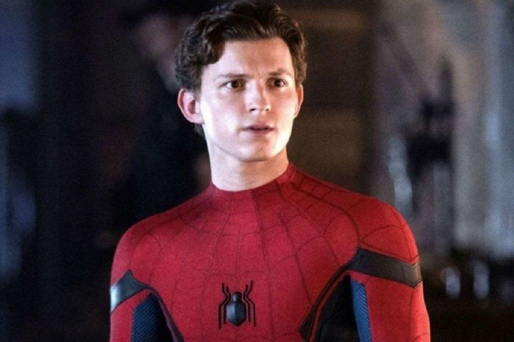 Tom Holland tocó la guitarra y su video se volvió viral .