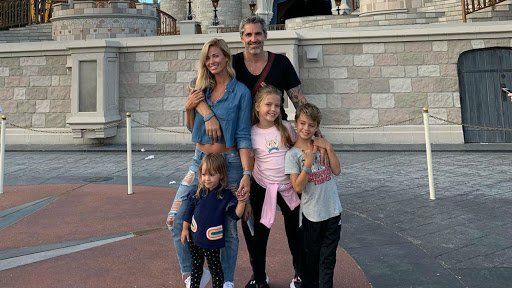 Rocío Guirao Díaz y Nicolás Paladini se mudan con sus hijos. 