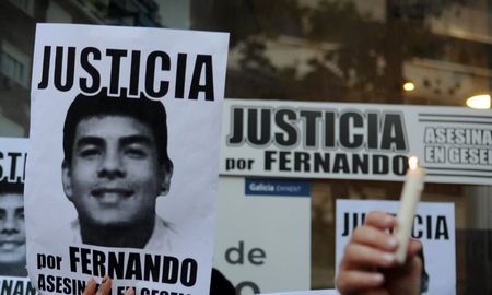 Se desarrollará este viernes la quinta jornada del juicio a los ocho jóvenes acusados de matar a golpes a Fernando Báez Sosa a la salida de un boliche. Se desarrollará este viernes la quinta jornada del juicio a los ocho jóvenes acusados de matar a golpes a Fernando Báez Sosa a la salida de un boliche.