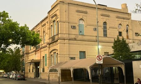 El joven de 16 años fue trasladado por personal del 107 al Hospital Cullen. El joven de 16 años fue trasladado por personal del 107 al Hospital Cullen.