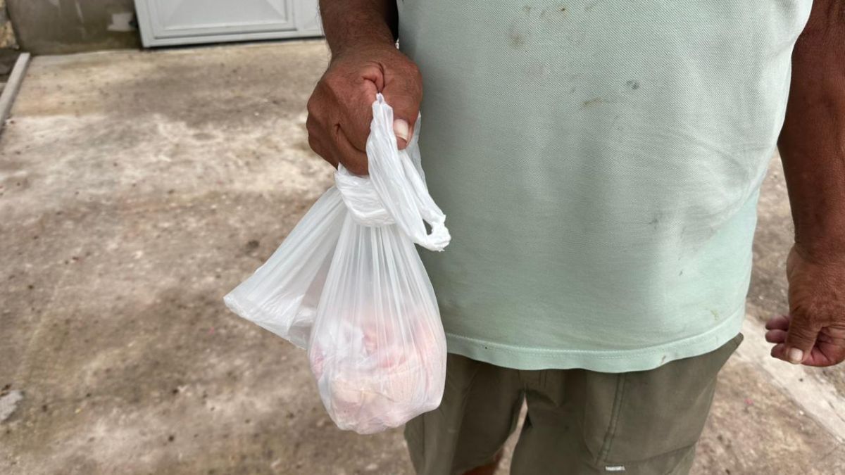 El hecho ocurrió en cuestión de segundos. Jorge había dejado la bicicleta en la puerta de un comercio mientras compraba algo para comer. El hecho ocurrió en cuestión de segundos. Jorge había dejado la bicicleta en la puerta de un comercio mientras compraba algo para comer.
