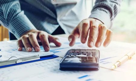 El Gobierno de Santa Fe oficializó el nuevo plan para refinanciar préstamos y reducir el peso de las cuotas sobre los ingresos. El Gobierno de Santa Fe oficializó el nuevo plan para refinanciar préstamos y reducir el peso de las cuotas sobre los ingresos.