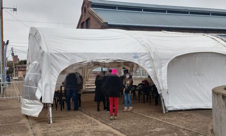 Unas 1071 fueron citadas al vacunatorio de La Redonda para completar el esquema de vacunación contra el covid. Unas 1071 fueron citadas al vacunatorio de La Redonda para completar el esquema de vacunación contra el covid.