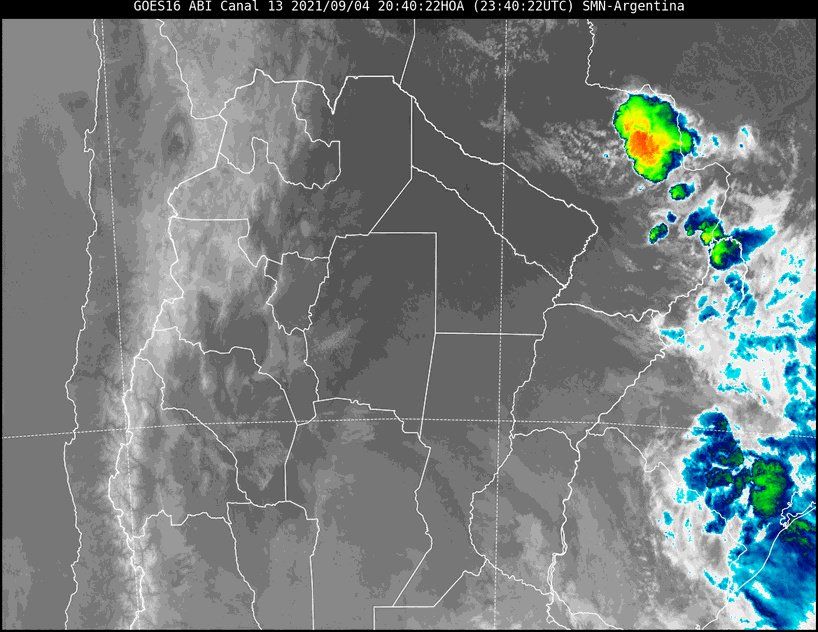 Imagen satelital del tiempo a las 20.40 horas del sábado.