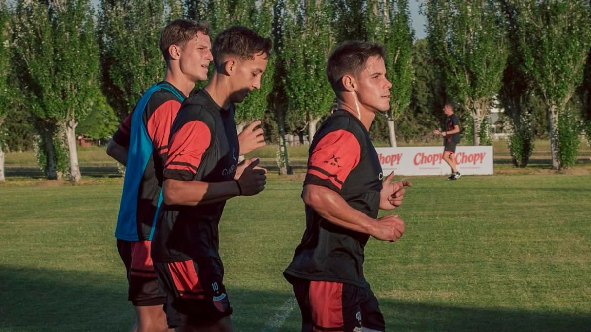 Colón se medirá con Patronato este martes en un amistoso. Colón se medirá con Patronato este martes en un amistoso.