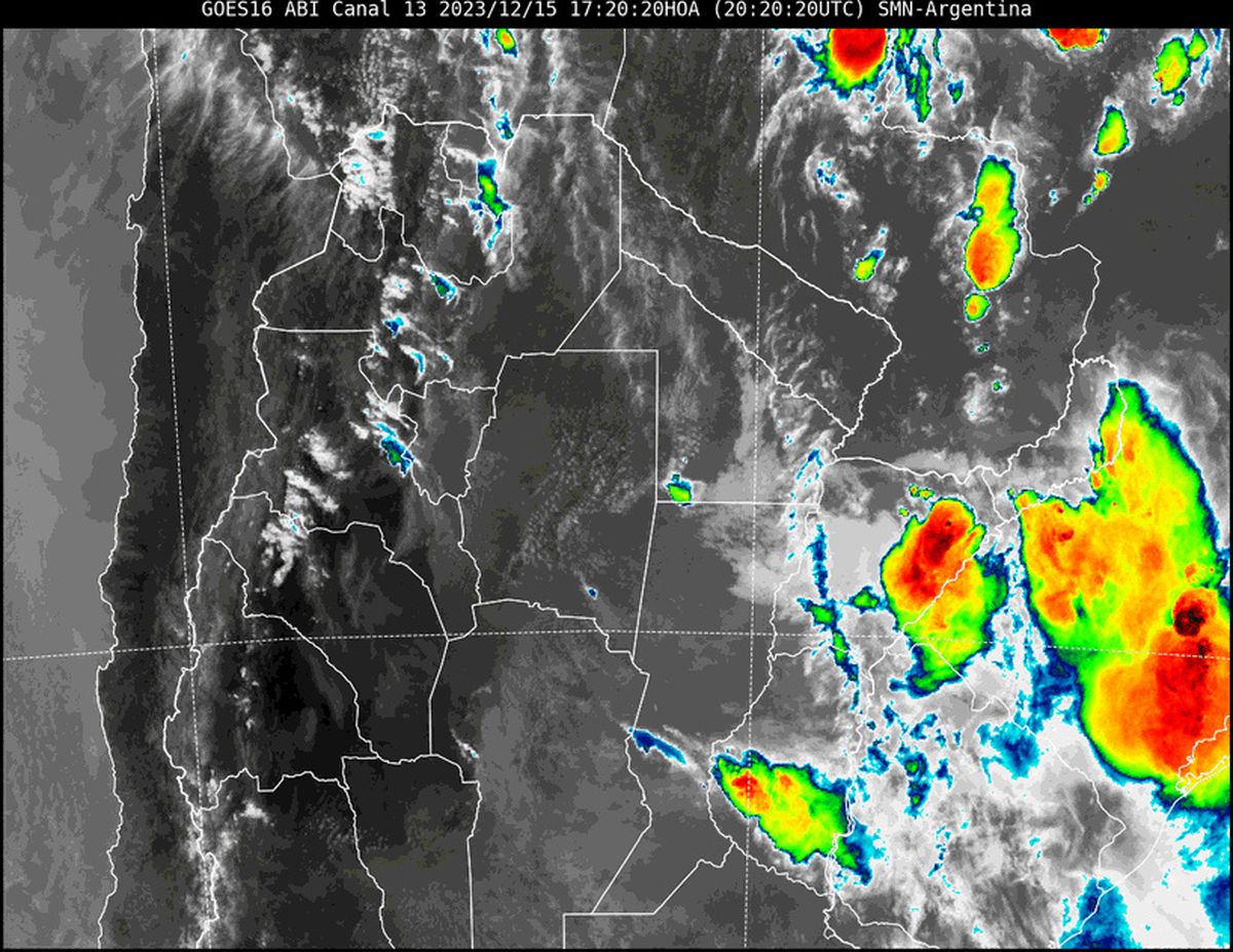 Imagen satelital. Imagen satelital.