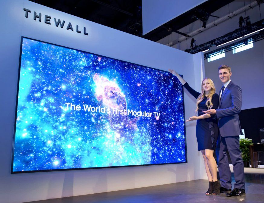 Samsung lanza un Smart TV MicroLED de 110 pulgadas