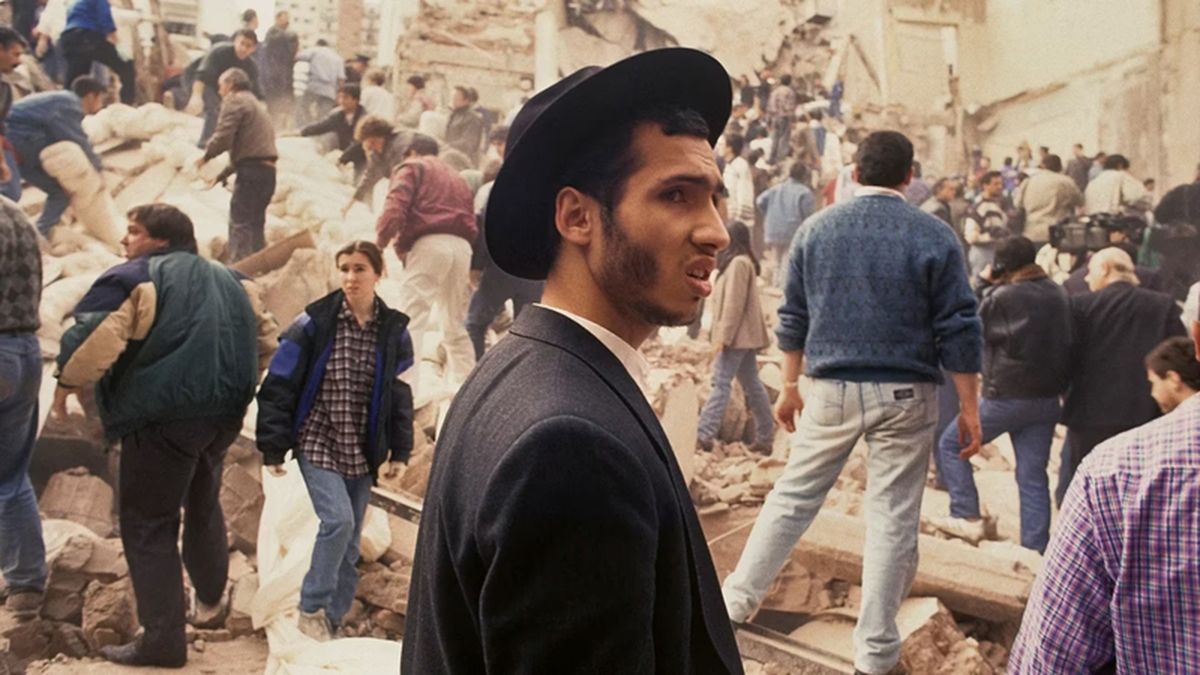 El lunes 22 de julio, en Santa Fe, se llevará a cabo el acto al cumplirse 30 años del atentado terrorista contra la Asociación Mutual Israelita Argentina (AMIA). El lunes 22 de julio, en Santa Fe, se llevará a cabo el acto al cumplirse 30 años del atentado terrorista contra la Asociación Mutual Israelita Argentina (AMIA).