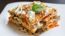 altText(Lasaña de verduras en sartén: cómo hacerla, fácil y en menos de 30 minutos)}