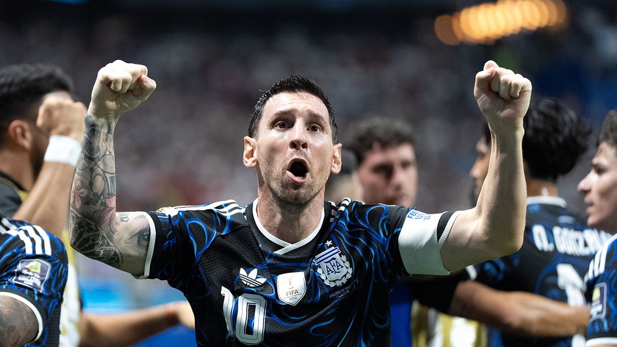 Argentina vs Inglaterra foto NA FLORENCIA ARROYOS Messi festejo