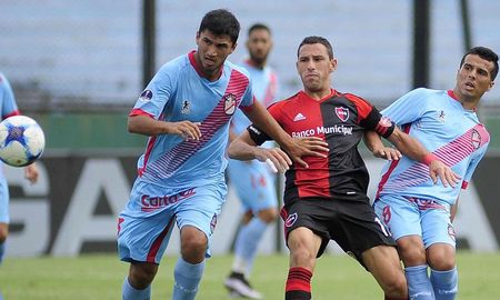 arsenal va por un triunfo ante newells que le permita seguir entre los primeros arsenal va por un triunfo ante newells que le permita seguir entre los primeros