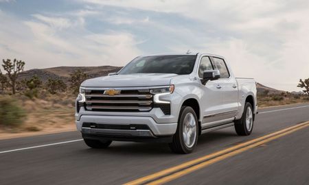 El precio actualizado de la Chevrolet Silverado. El precio actualizado de la Chevrolet Silverado.