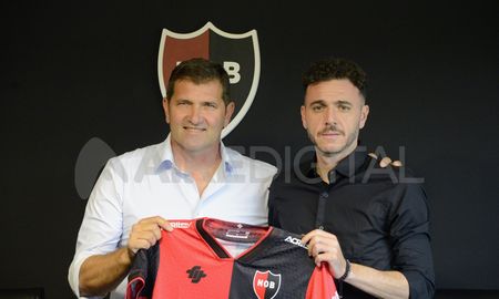 ¿Se van? la fuerte versión en Newells tras perder el clásico contra Rosario Central ¿Se van? la fuerte versión en Newells tras perder el clásico contra Rosario Central
