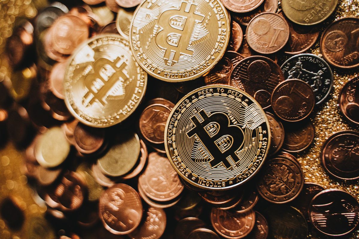 Bitcoin y Ethereum son las criptomonedas de mayor capitalización del mercado en la actualidad.