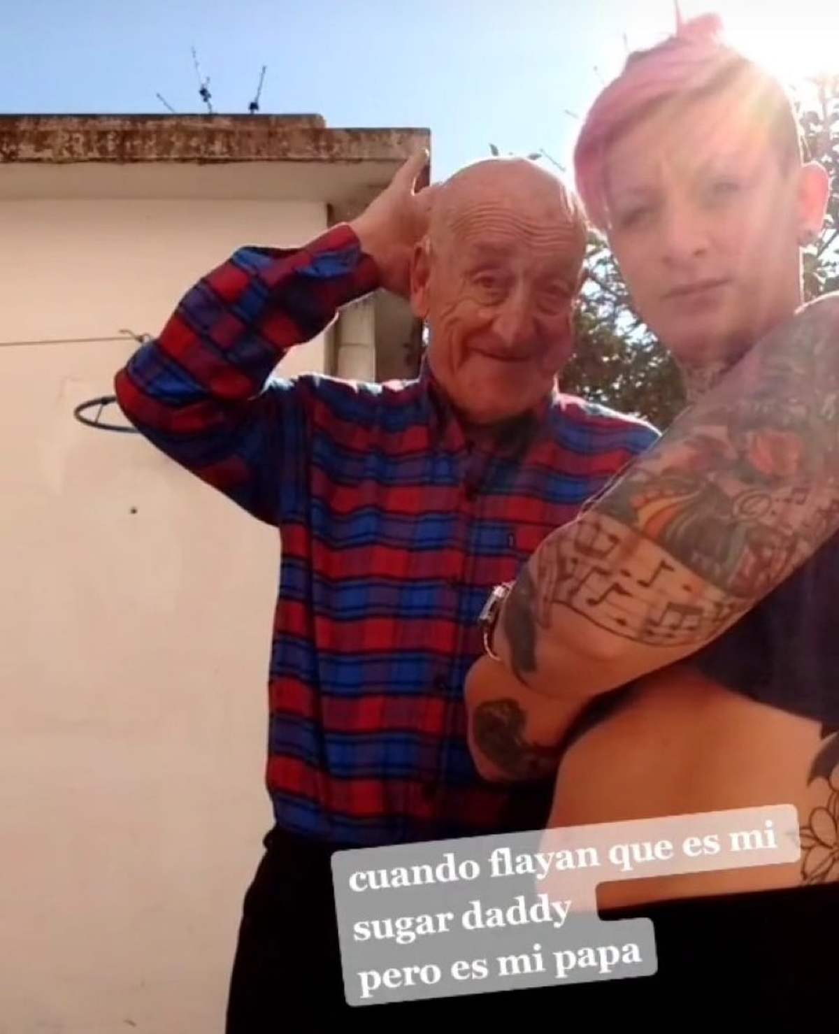 Furia, de Gran Hermano, junto a su papá. Furia, de Gran Hermano, junto a su papá.