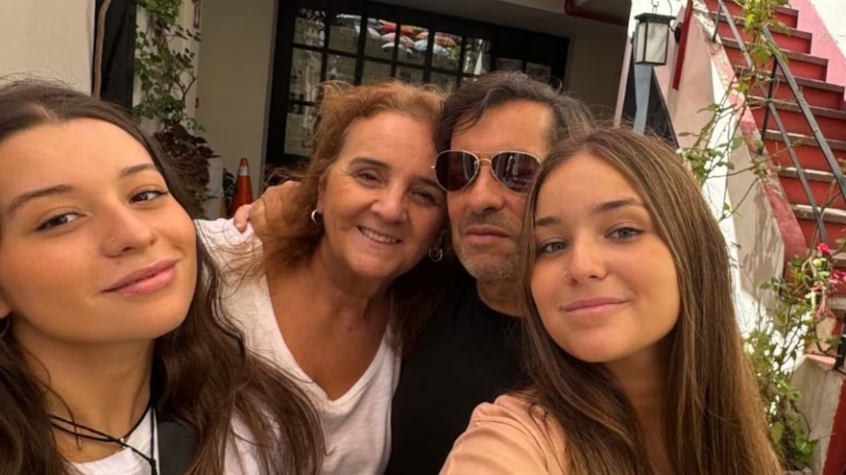 Catalina Gutiérrez junto a su familia. Catalina Gutiérrez junto a su familia.