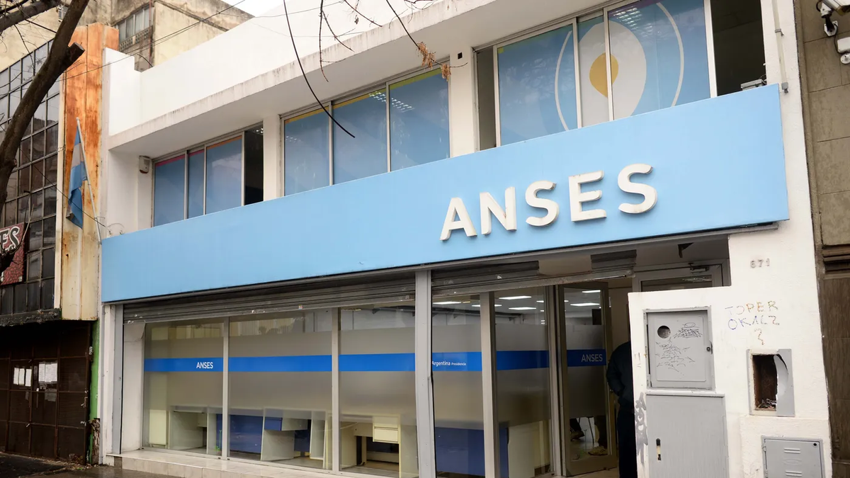 ÚLTIMO MOMENTO: La Decisión De ANSES Que Afectará A Los Beneficiarios ...