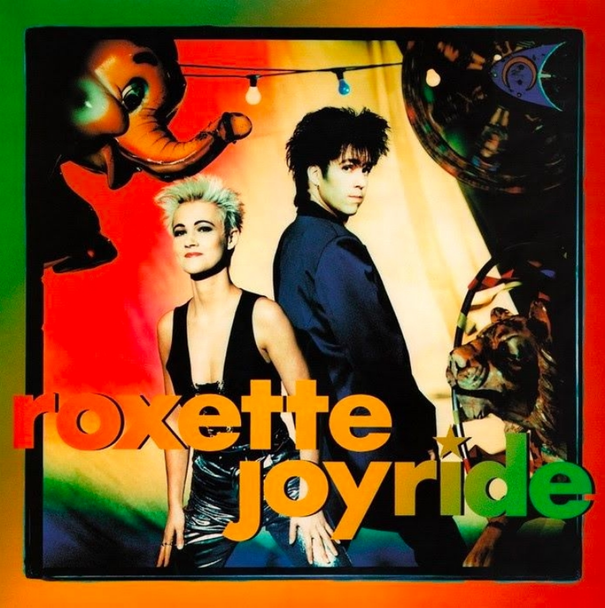 Tres singles N° 1 en Estados Unidos - “The Look”, “Listen To Your Heart” y “It Must Have Been Love” – junto a otros éxitos como “Dressed For Success” y “Dangerous” habían convertido rápidamente al dúo Roxete, integrado por Marie Fredriksson y Per Gessle, en un fenómeno mundial.