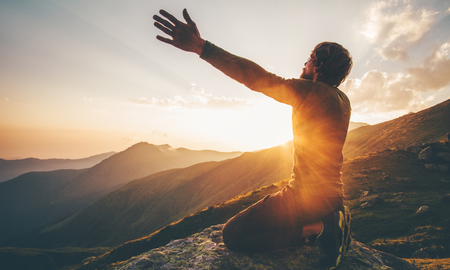Precisamente, este mes debe un periodo de felicidad, de esperanza y de mucha fe, y puedes ponerte en manos de Dios para que así sea; para ello, hoy queremos compartirte una increíble oración para iniciar mayo, para que haya milagros, éxitos y solo cosas positivas a tu alrededor. Precisamente, este mes debe un periodo de felicidad, de esperanza y de mucha fe, y puedes ponerte en manos de Dios para que así sea; para ello, hoy queremos compartirte una increíble oración para iniciar mayo, para que haya milagros, éxitos y solo cosas positivas a tu alrededor.