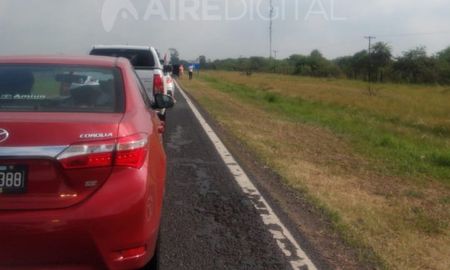 La ruta para ir a Paraguay está repleta de autos de hinchas de Colón que viajan a ver la final Sudamericana La ruta para ir a Paraguay está repleta de autos de hinchas de Colón que viajan a ver la final Sudamericana