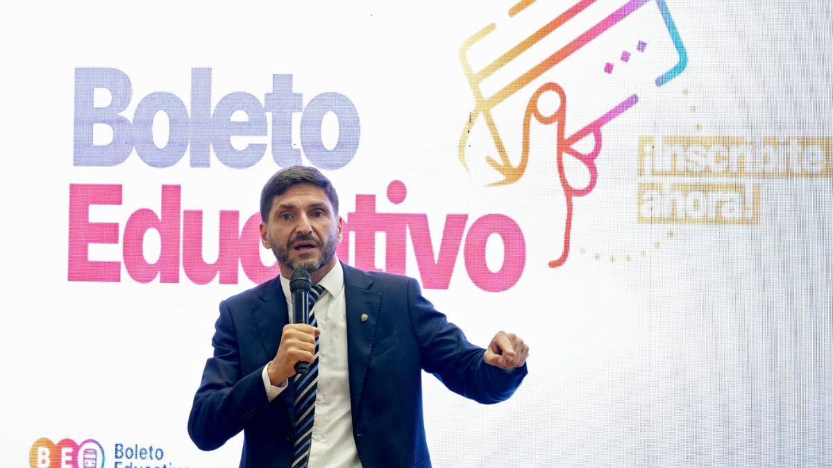 Pullaro ratificó la centralidad del programa dentro de la agenda educativa provincial.