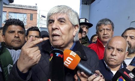 moyano: ?el paro es para que macri escuche? moyano: ?el paro es para que macri escuche?