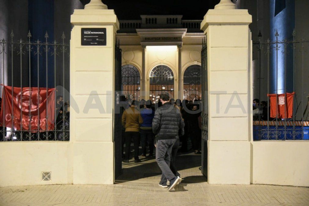 El último adiós a Miguel Lifschitz