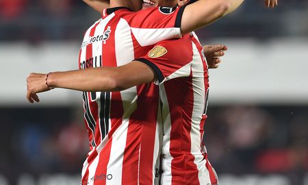 estudiantes y red bull bragantino definen la punta del grupo c en la copa conmebol libertadores estudiantes y red bull bragantino definen la punta del grupo c en la copa conmebol libertadores