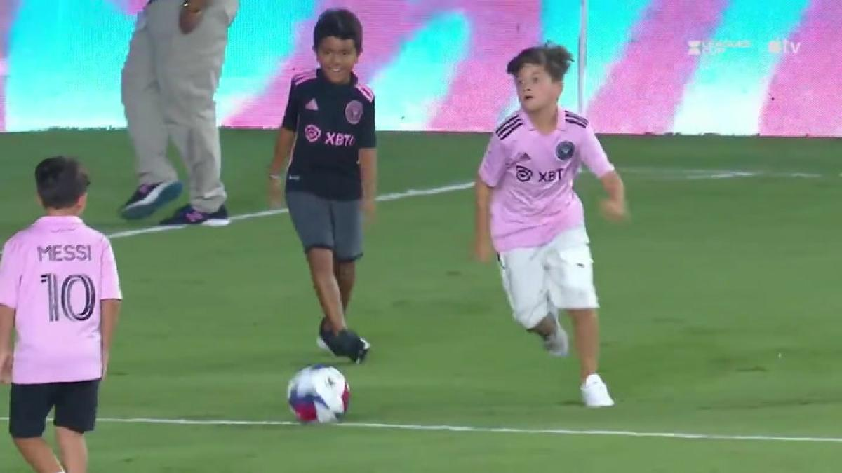 El mayor de los hijos del rosarino tratará de seguir los pasos de su padre. El mayor de los hijos del rosarino tratará de seguir los pasos de su padre.